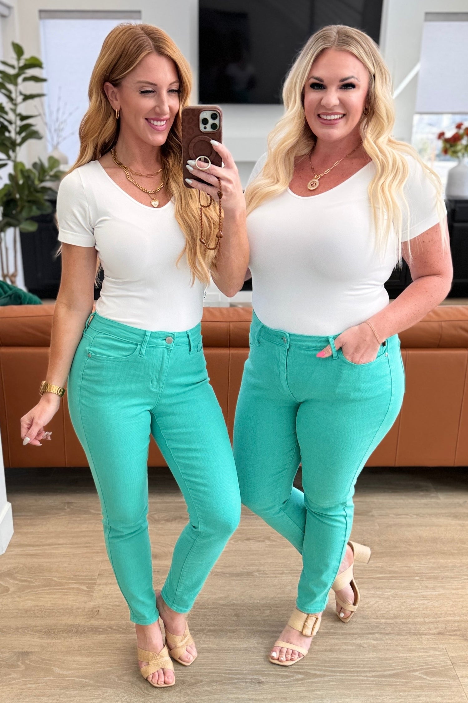 Jeans, Pants & Leggings